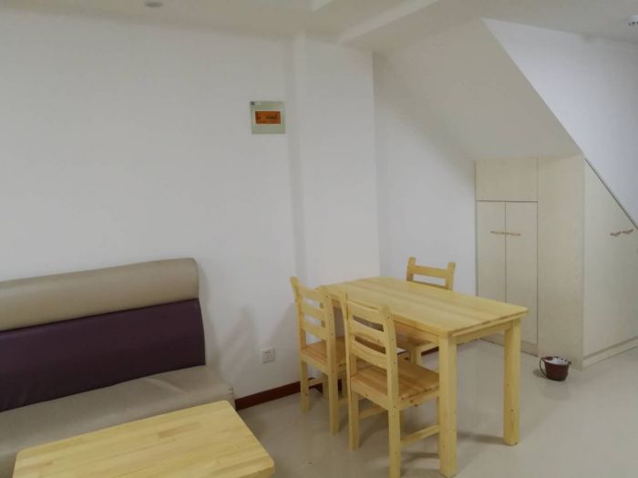 飞马国际 3室3厅1卫 62m&sup2;