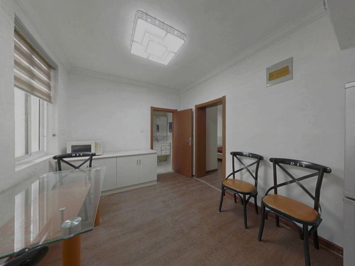 易家桥新村 1室1厅1卫 43m&sup2;