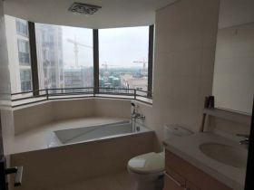 优山美地花园 3室2厅2卫 139m&sup2;