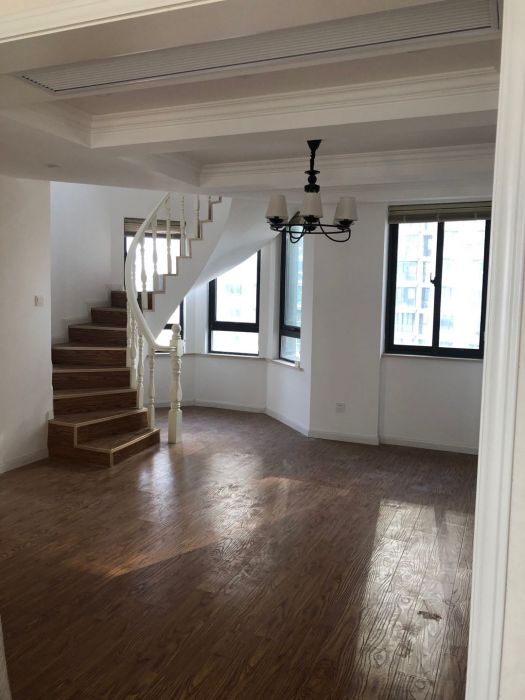 意邦绿墅湾 4室2厅2卫 143.21m&sup2;