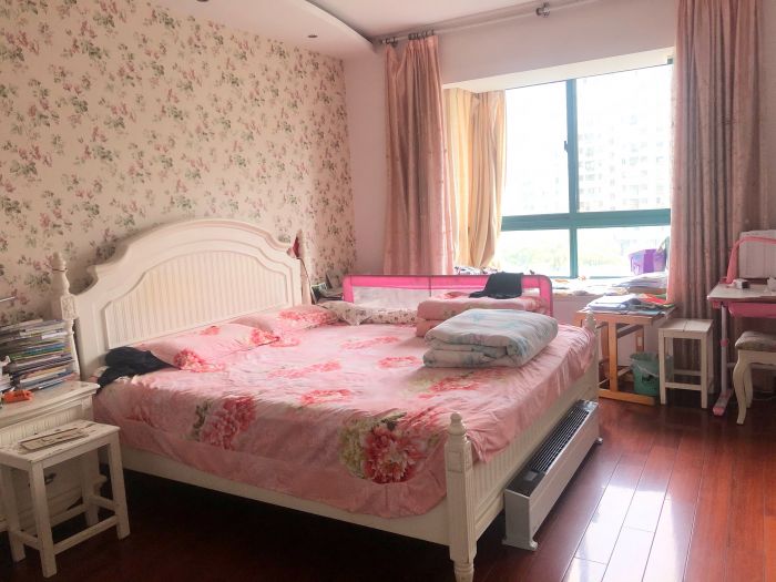新城小区 3室2厅1卫 171.00m&sup2;