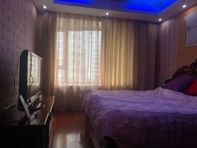 七星花园 3室2厅2卫 144m&sup2;