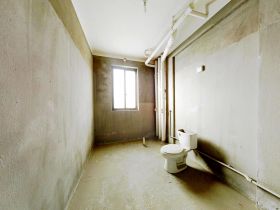 中港城世家 4室2厅2卫 189m&sup2;