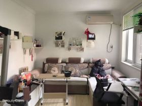 外滩小区 1室1厅1卫 67m&sup2;