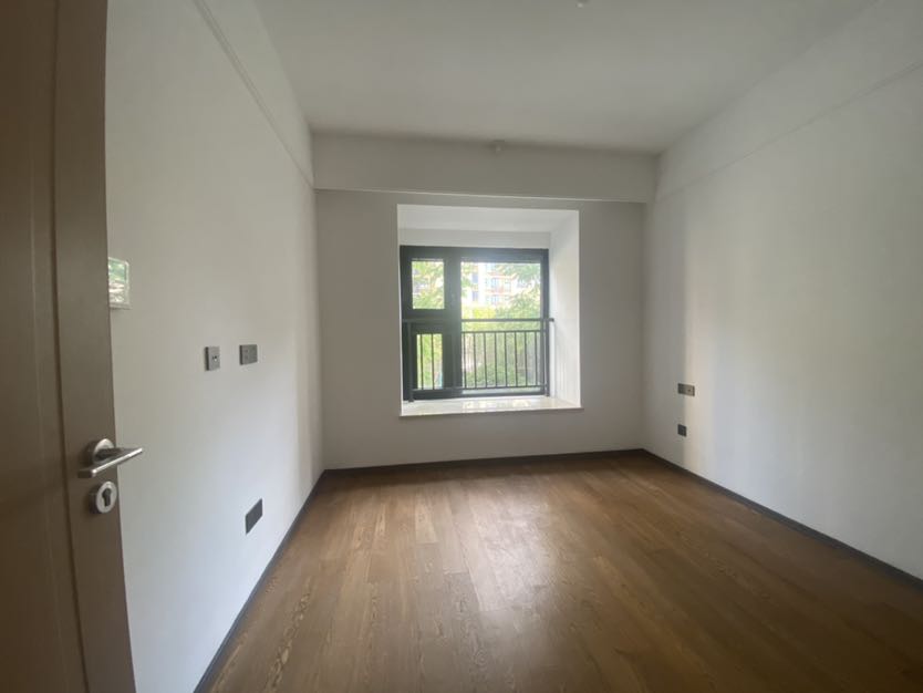 春风南岸东园 3室2厅1卫 96m&sup2;