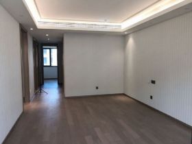 龙湖天宸源著 3室2厅1卫 98m&sup2;