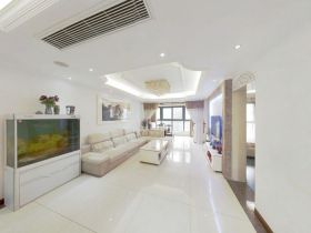 中港城皇家公寓 3室2厅1卫 142m&sup2;
