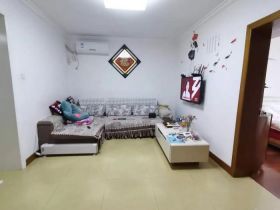 天都花苑 4室2厅2卫 141.3m&sup2;
