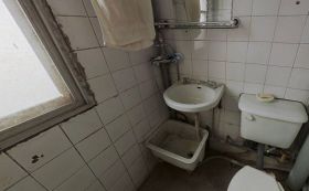 城港新村 3室1厅1卫 71m&sup2;