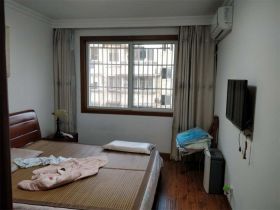 三喜花苑 3室2厅1卫 132m&sup2;