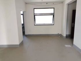 翠园 3室2厅2卫 135.21m&sup2;