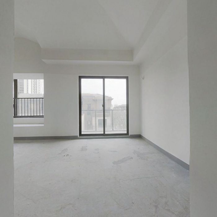 绿地新里城 3室2厅3卫 140m&sup2;