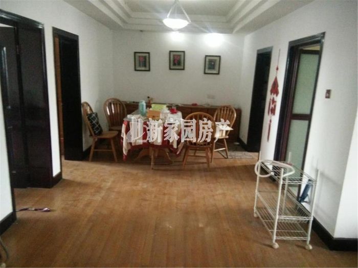 银花苑 5室3厅2卫 124m&sup2;