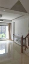 天空之城 2室2厅1卫 100m&sup2;