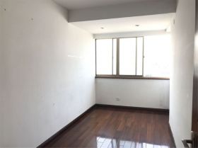 天都花苑 5室2厅2卫 128m&sup2;