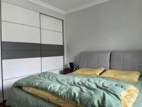 天山花苑 3室1厅1卫 94m&sup2;