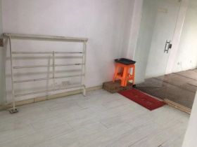 东景国际 2室1厅1卫 60m&sup2;