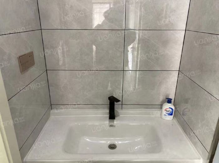 景瑞望府 2室1厅1卫 92m&sup2;