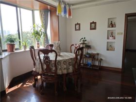 北濠顺遂楼 3室2厅2卫 150m&sup2;