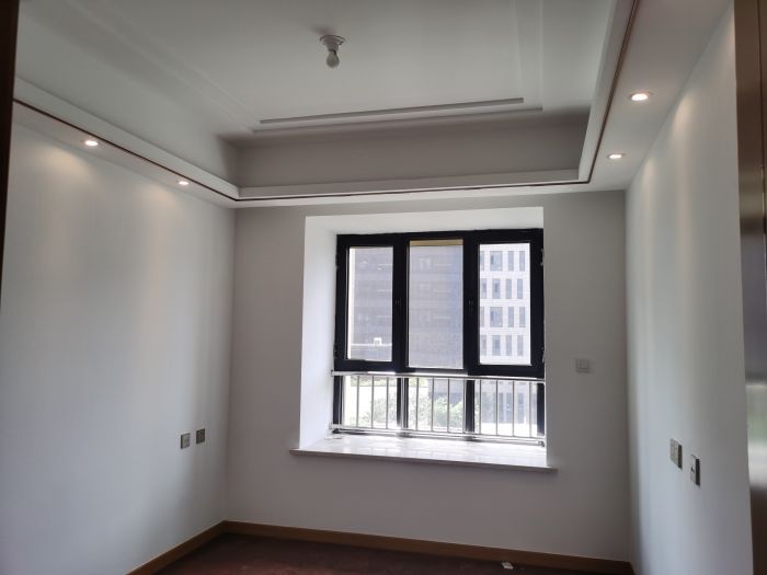 中南世纪花城三期 4室2厅2卫 140m&sup2;