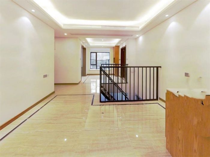 佳期漫 4室2厅2卫 233m&sup2;