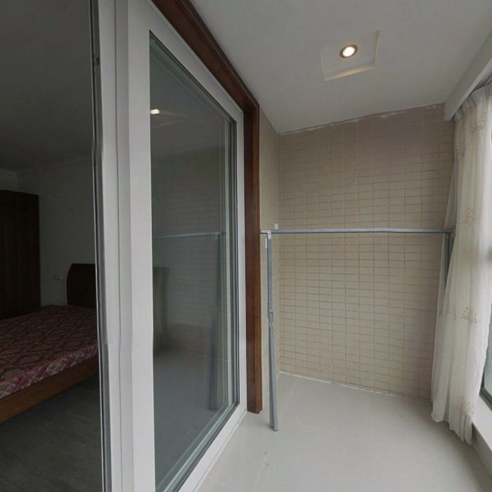 凤凰莱茵苑 3室3厅2卫 129m&sup2;