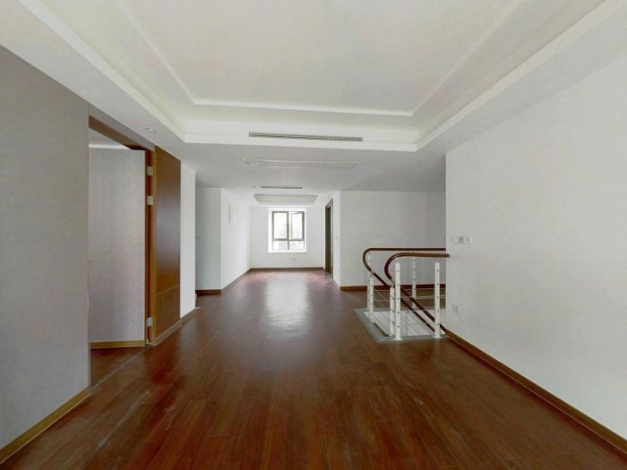 盛和九里香堤二期 3室3厅2卫 128.64m&sup2;