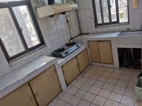 银花苑 2室1厅1卫 75m&sup2;