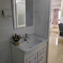 金贸公寓 4室2厅2卫 136.00m&sup2;