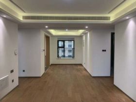春风南岸东园 4室2厅2卫 136m&sup2;