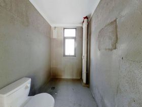 华强城 4室2厅2卫 148m&sup2;