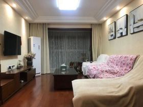 汇富花苑 3室2厅1卫 135m&sup2;