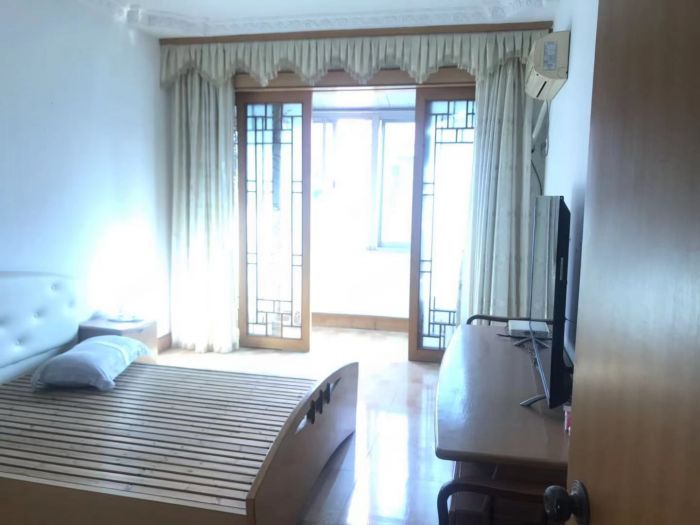 易家桥新村 2室1厅1卫 56m&sup2;