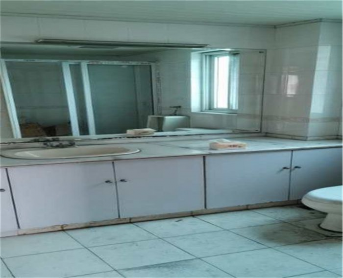 小石桥花苑 3室2厅1卫 125.48m&sup2;