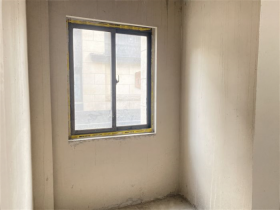 远创紫樾台 5室2厅2卫 195m&sup2;