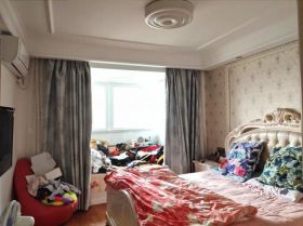紫东花苑 4室2厅1卫 128m&sup2;