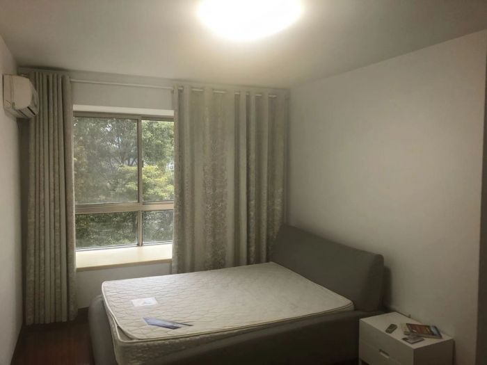 濠滨花园 4室2厅2卫 160.00m&sup2;