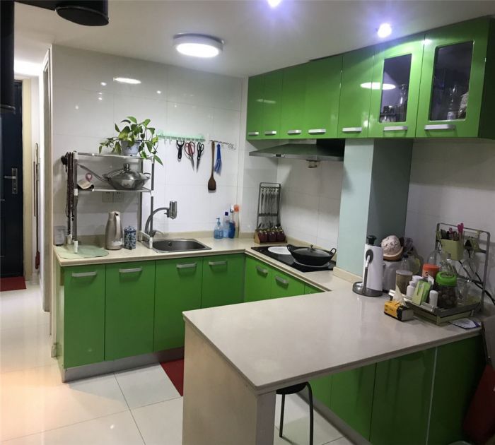 奥特莱斯 2室1厅1卫 80m&sup2;