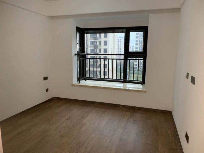 春风南岸西园 3室2厅2卫 123.00m&sup2;