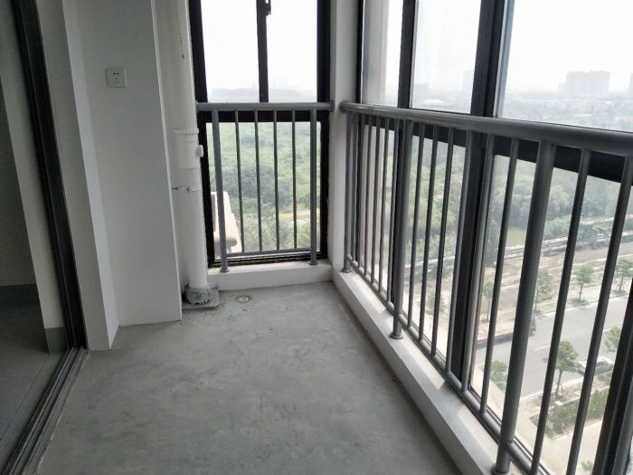 中桥名邸 2室2厅1卫 81m&sup2;