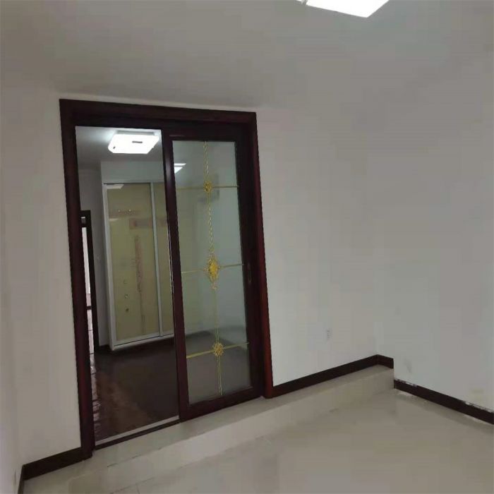 城市嘉苑 4室2厅1卫 141m&sup2;