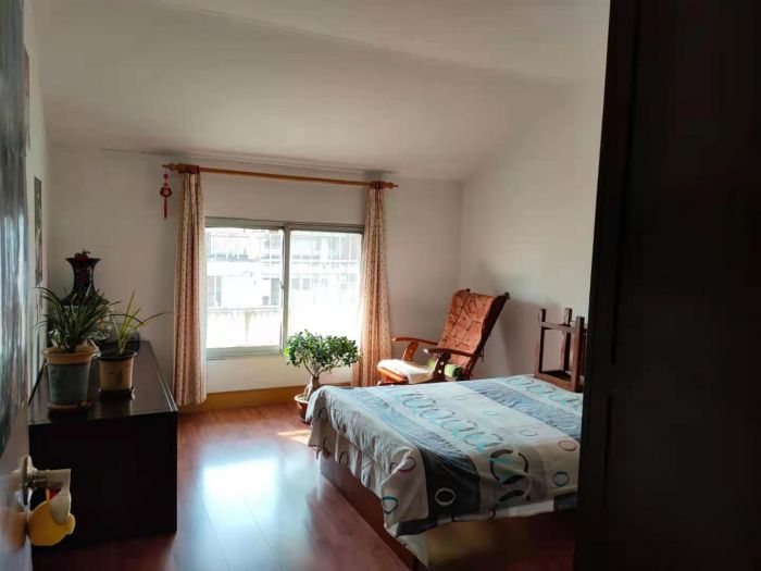 郭里园 6室2厅3卫 139.2m&sup2;