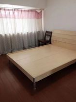 外滩小区 4室2厅2卫 130.00m&sup2;