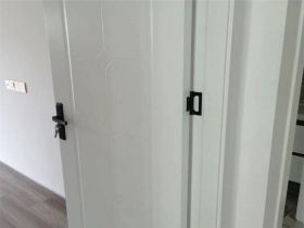 纽约时代 3室1厅1卫 60m&sup2;