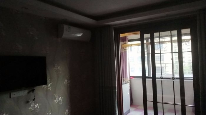 世家花园 3室2厅1卫 128.3m&sup2;
