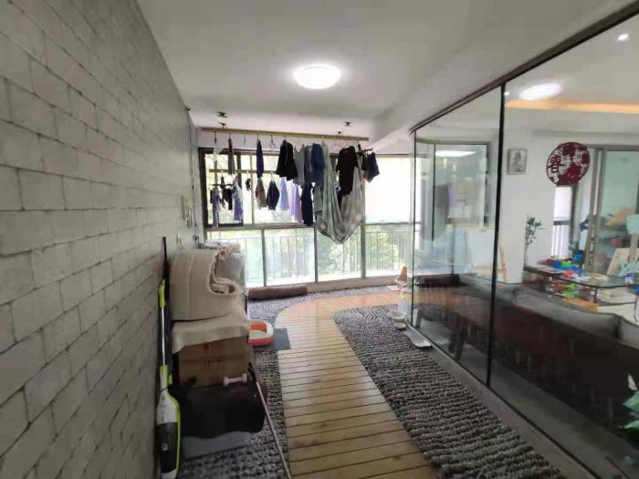 优山美地花园南区 4室2厅2卫 168.00m&sup2;