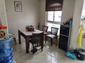 五一新村西区 3室2厅1卫 138m&sup2;