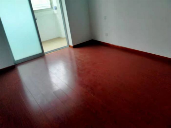 春晖花园 3室2厅2卫 130m&sup2;