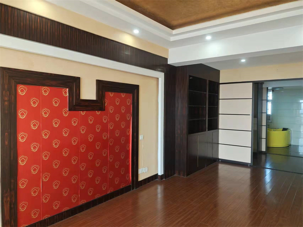 北濠大厦 3室2厅2卫 115m&sup2;