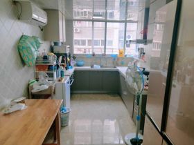 荟景苑 4室2厅2卫 140m&sup2;